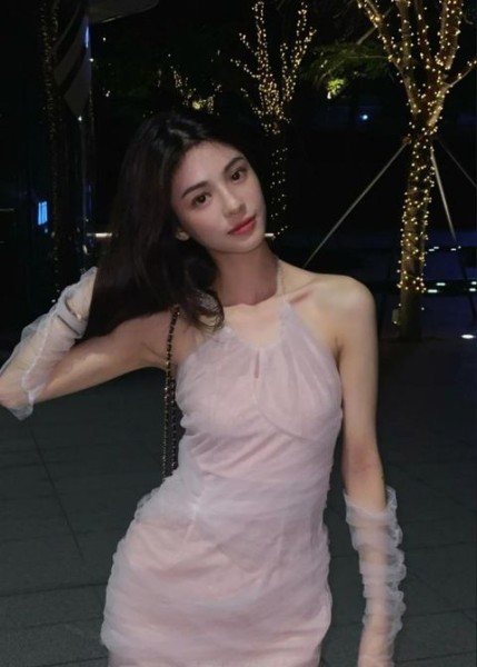 Проститутка Мико